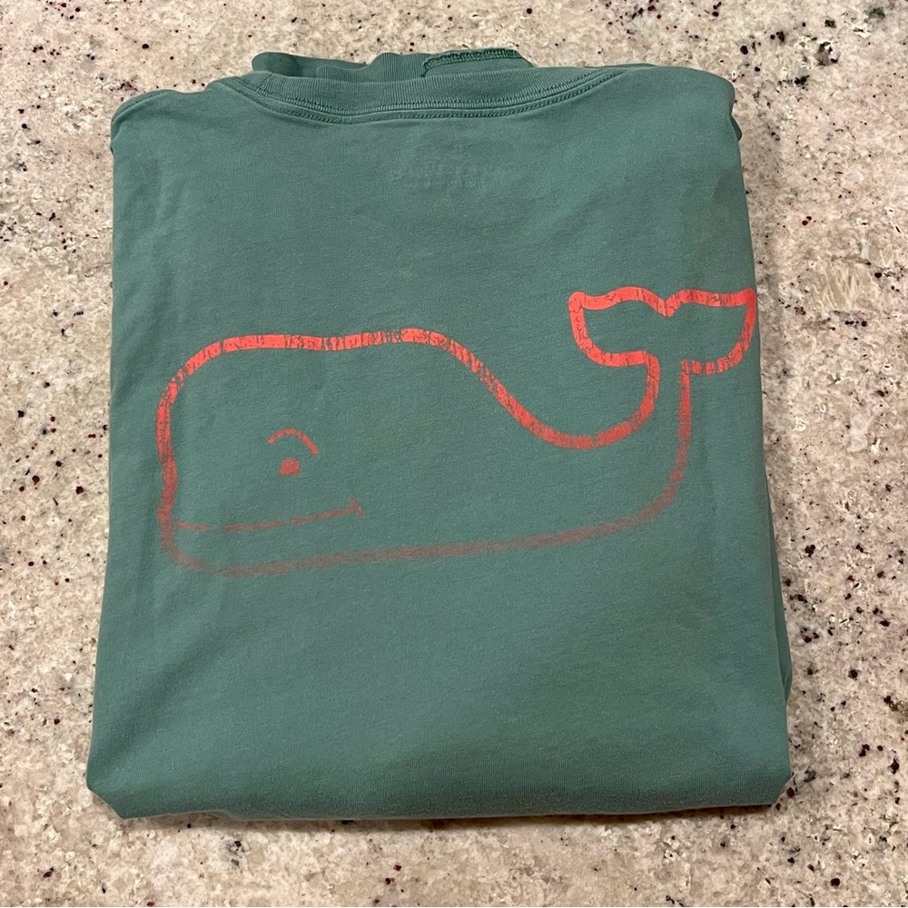 Men’s Large Vineyard Vines Classic Green Long Sleeve w/ Pink Fade Whale